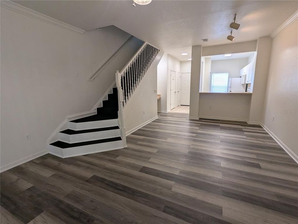 For Rent: $1,495 (2 beds, 2 baths, 1275 Square Feet)