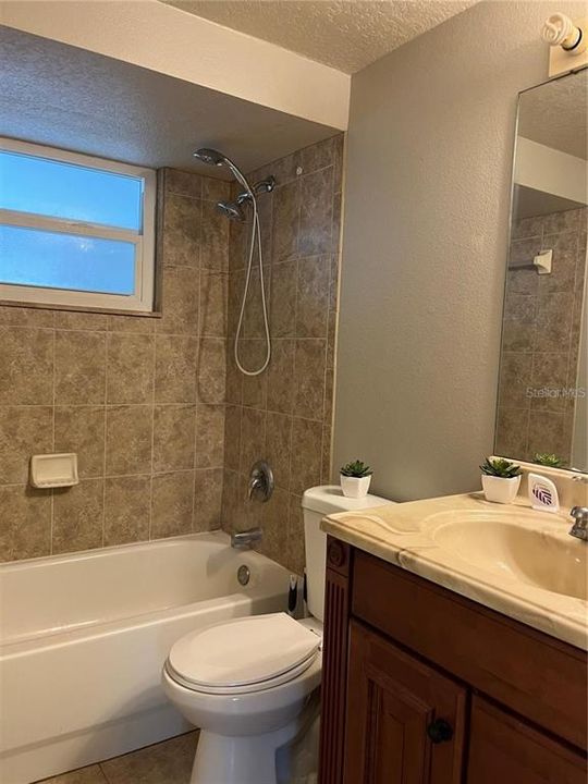En Venta: $259,999 (2 camas, 1 baños, 1000 Pies cuadrados)