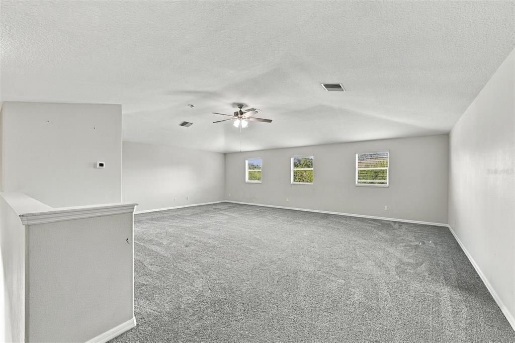 En Venta: $550,000 (4 camas, 4 baños, 3041 Pies cuadrados)