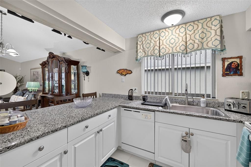 En Venta: $249,900 (2 camas, 2 baños, 1034 Pies cuadrados)