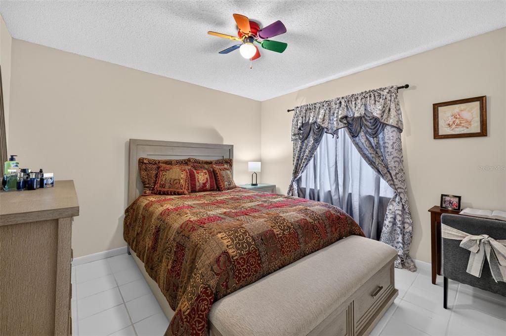 En Venta: $249,900 (2 camas, 2 baños, 1034 Pies cuadrados)