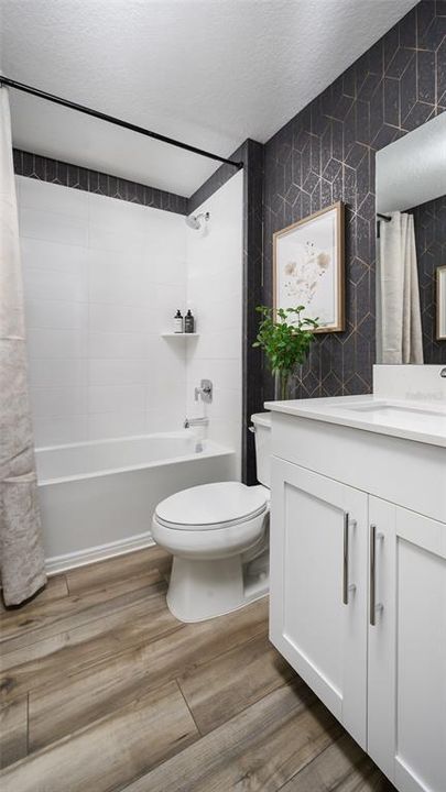 На продажу: $527,990 (5 спален, 3 ванн, 2457 Квадратных фут)