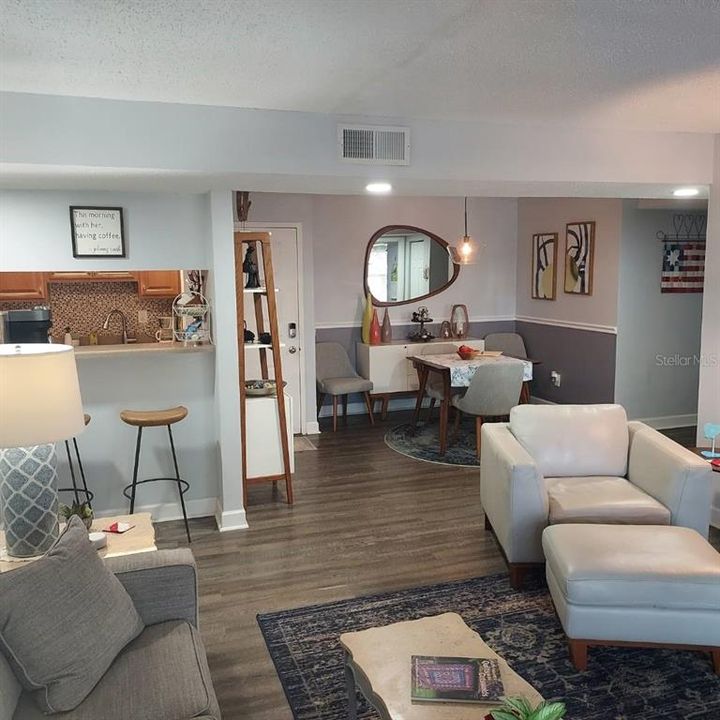 En Venta: $179,900 (3 camas, 2 baños, 1200 Pies cuadrados)