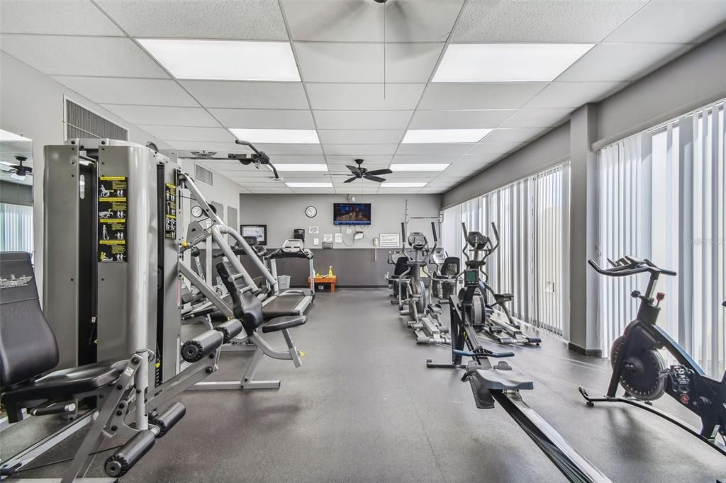 For Rent: $3,200 (2 beds, 2 baths, 1300 Square Feet)