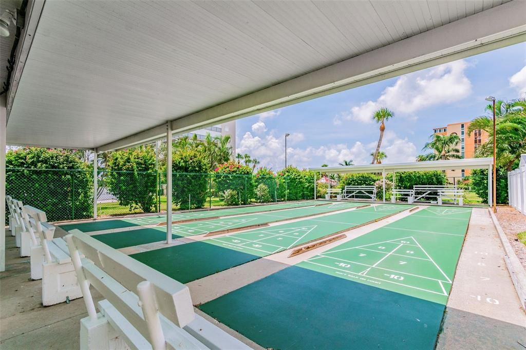 For Rent: $3,200 (2 beds, 2 baths, 1300 Square Feet)