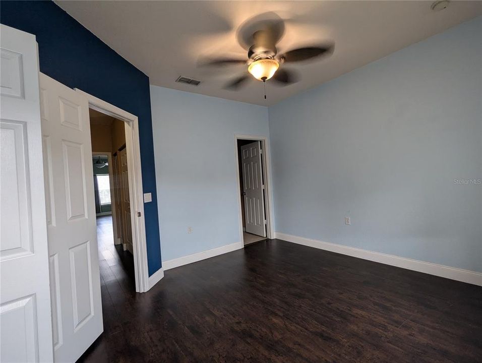 В аренду: $1,495 (2 спален, 2 ванн, 1275 Квадратных фут)