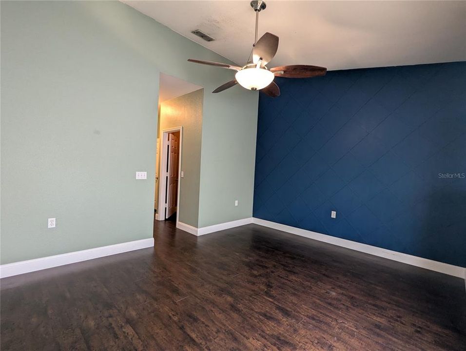 В аренду: $1,495 (2 спален, 2 ванн, 1275 Квадратных фут)
