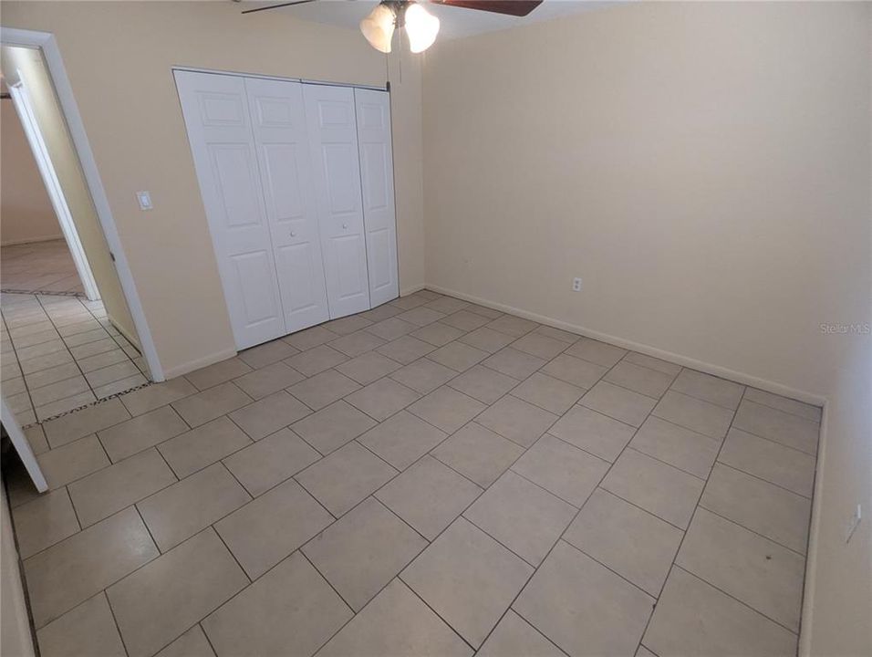 For Rent: $1,400 (2 beds, 1 baths, 844 Square Feet)
