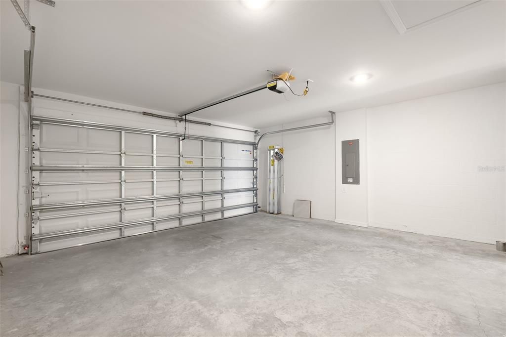 For Sale: $269,499 (3 beds, 2 baths, 1487 Square Feet)
