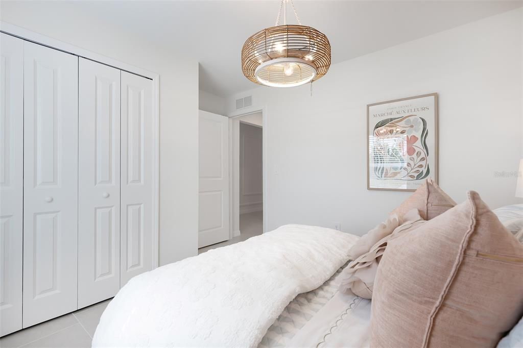 For Sale: $269,499 (3 beds, 2 baths, 1487 Square Feet)