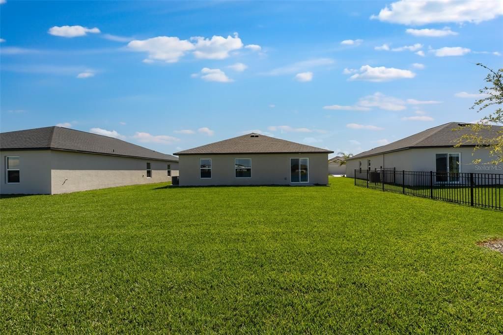 For Sale: $269,499 (3 beds, 2 baths, 1487 Square Feet)