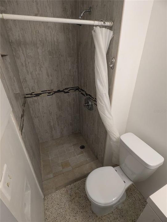 En Renta: $2,200 (4 camas, 3 baños, 2138 Pies cuadrados)