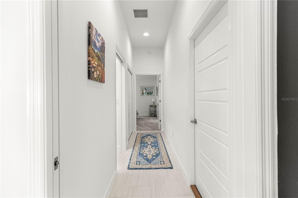 En Venta: $725,000 (3 camas, 3 baños, 1945 Pies cuadrados)