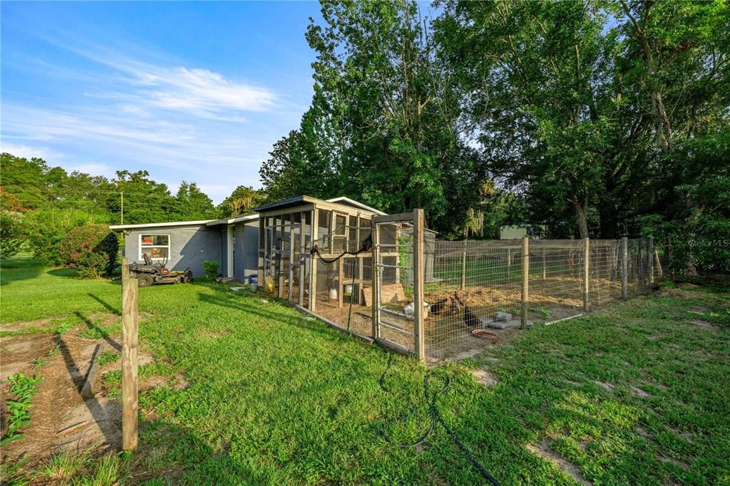 На продажу: $499,900 (3 спален, 2 ванн, 1456 Квадратных фут)