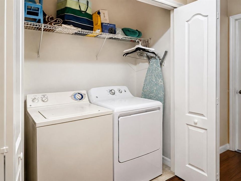 En Venta: $225,000 (2 camas, 2 baños, 1076 Pies cuadrados)
