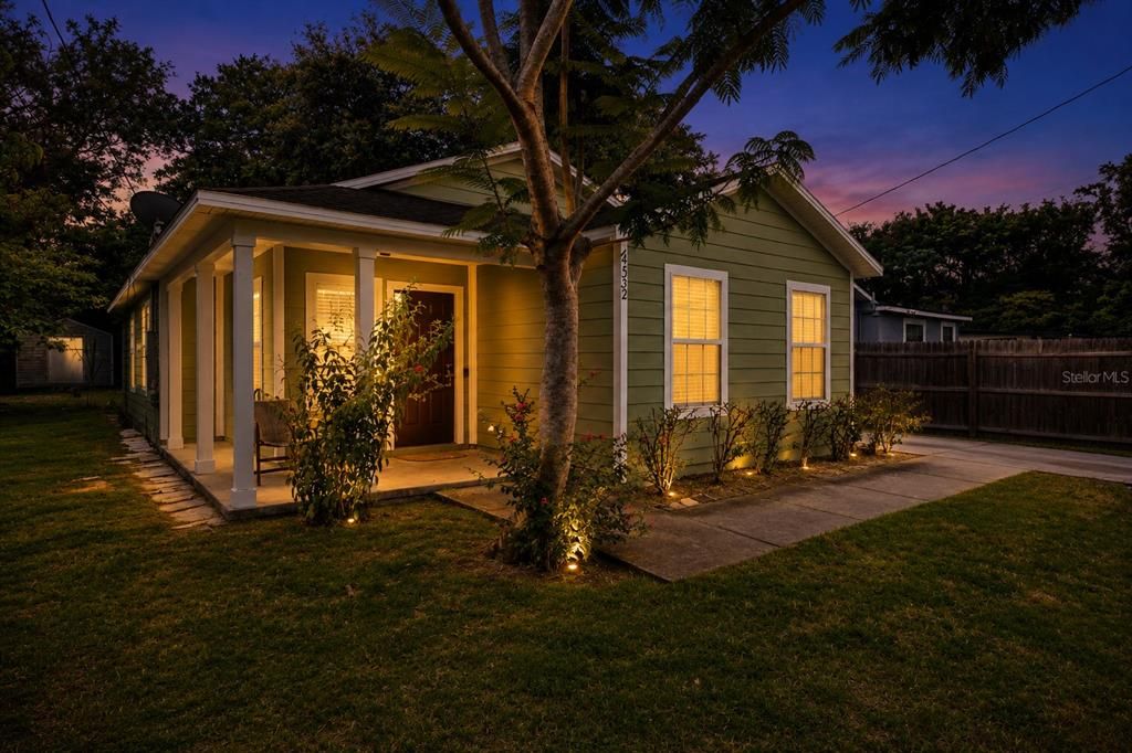 En Venta: $239,000 (3 camas, 1 baños, 1105 Pies cuadrados)