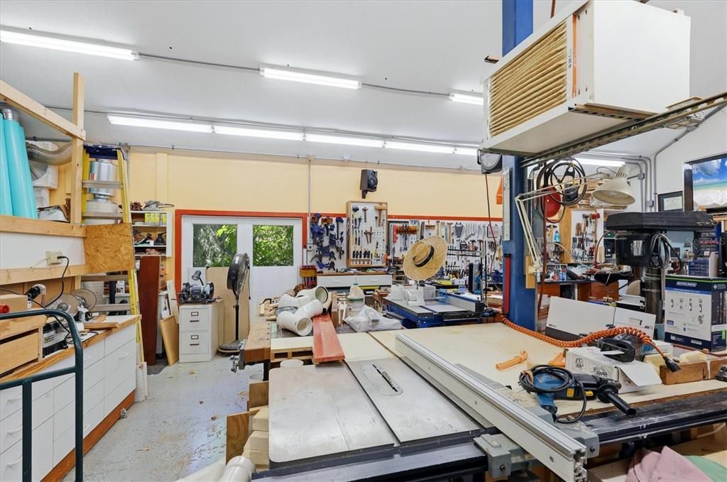 На продажу: $350,000 (2 спален, 2 ванн, 1464 Квадратных фут)