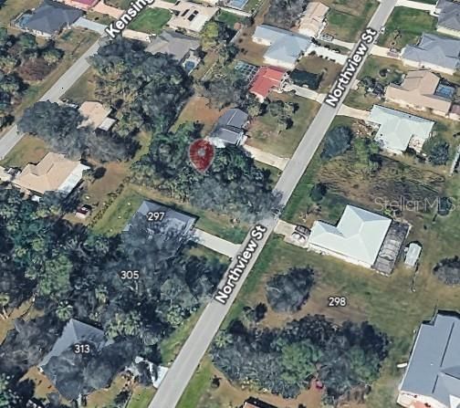 На продажу: $36,000 (0.23 acres)