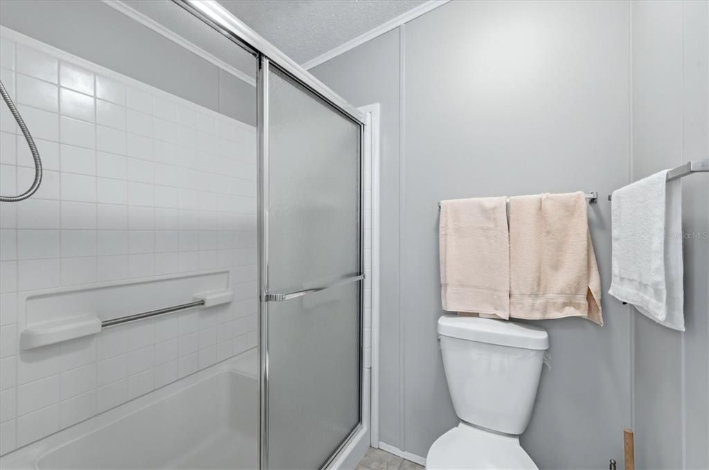 For Sale: $175,000 (2 beds, 2 baths, 1350 Square Feet)