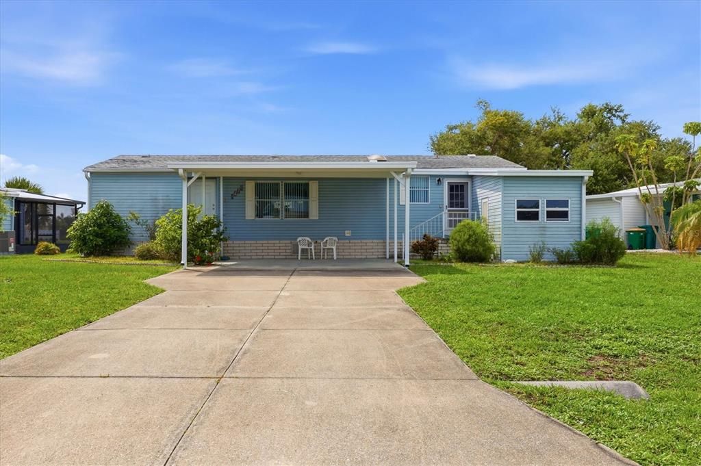 For Sale: $175,000 (2 beds, 2 baths, 1350 Square Feet)
