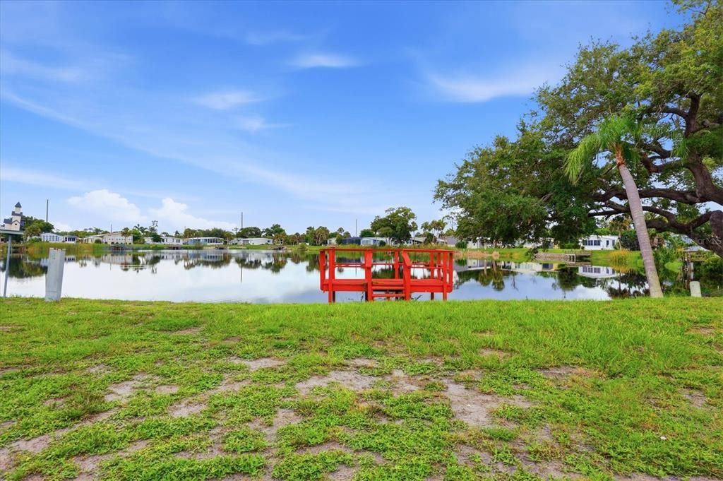 For Sale: $175,000 (2 beds, 2 baths, 1350 Square Feet)