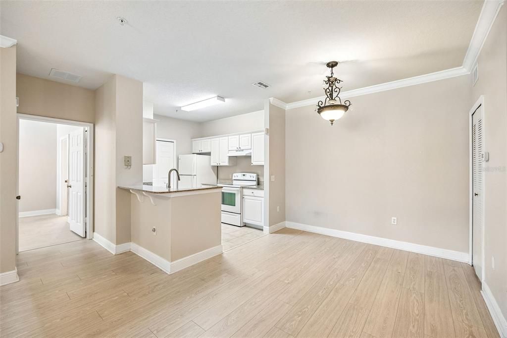 En Venta: $249,000 (2 camas, 2 baños, 1152 Pies cuadrados)