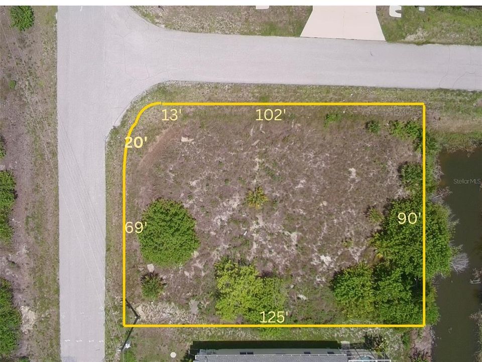 На продажу: $28,920 (0.26 acres)