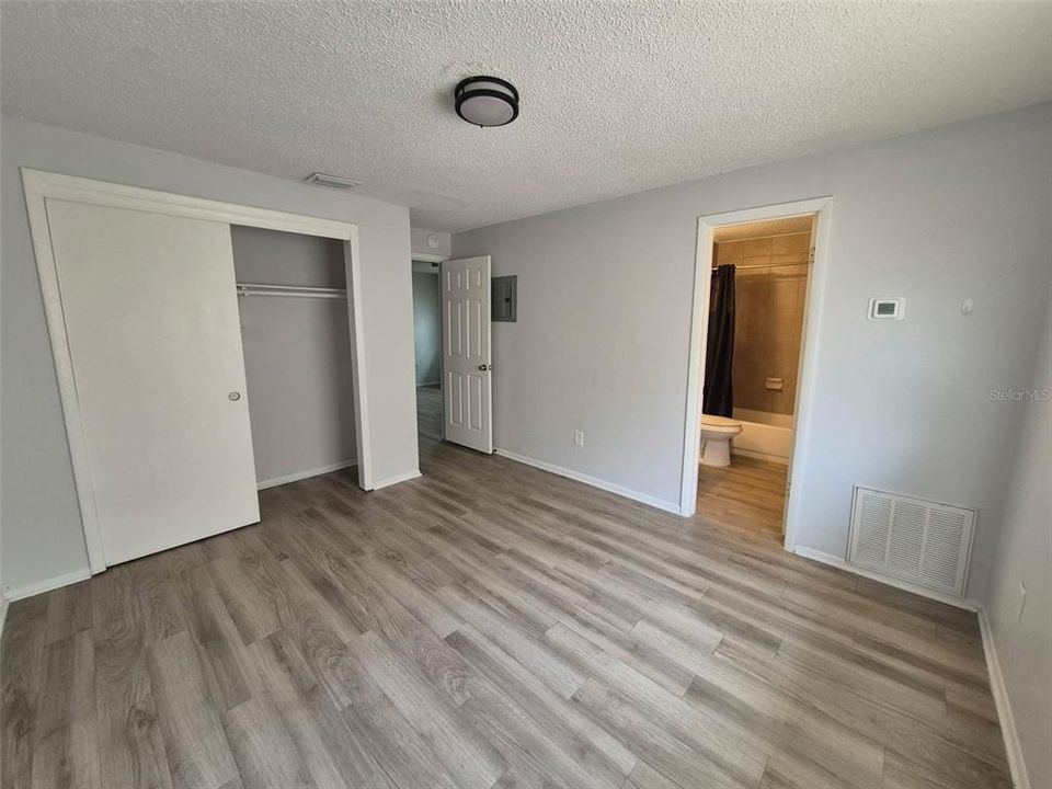 В аренду: $1,350 (1 спален, 1 ванн, 575 Квадратных фут)