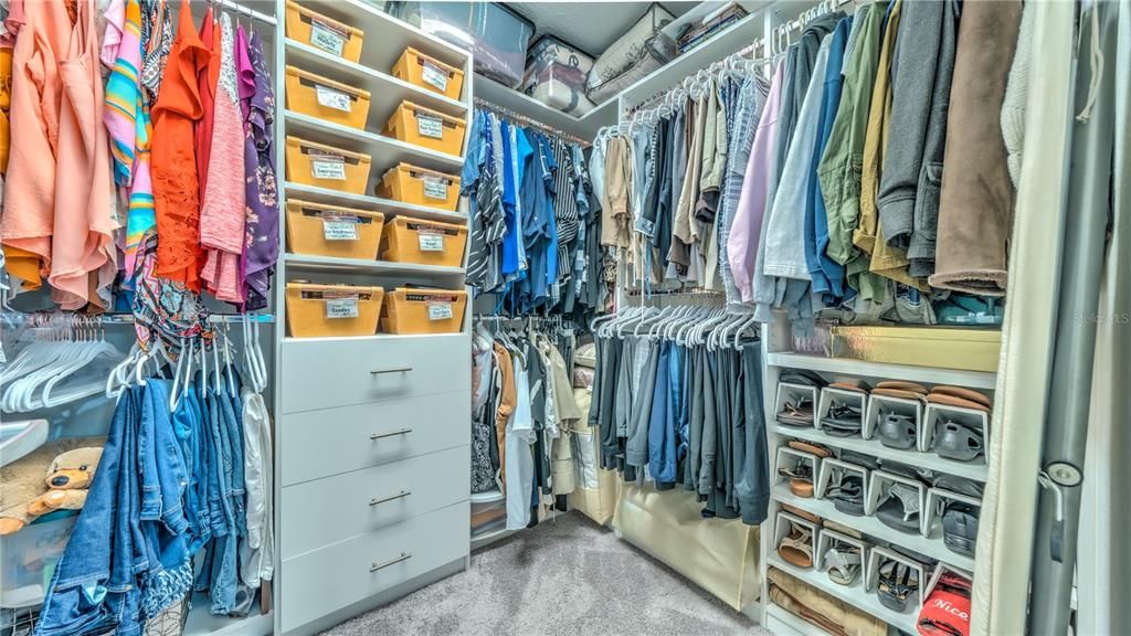 На продажу: $329,000 (3 спален, 2 ванн, 1884 Квадратных фут)