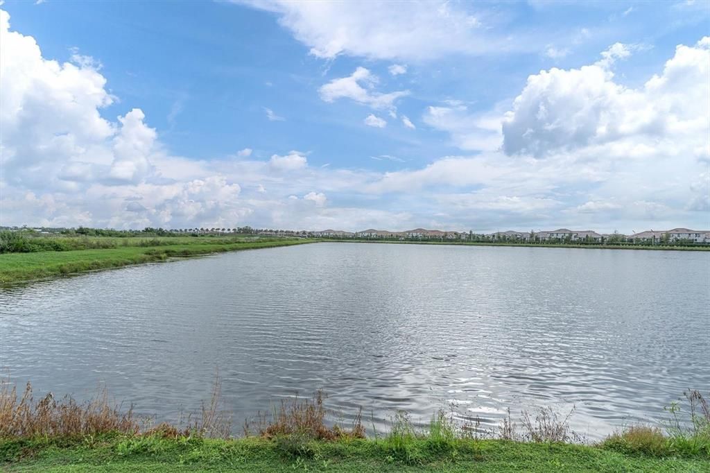 В аренду: $2,400 (3 спален, 2 ванн, 1516 Квадратных фут)