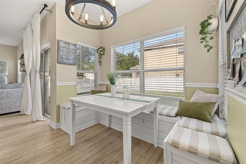 For Sale: $520,000 (5 beds, 3 baths, 2805 Square Feet)