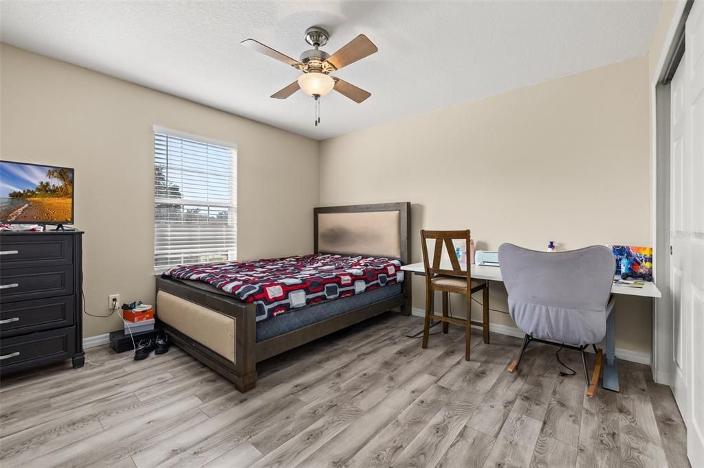 For Sale: $520,000 (5 beds, 3 baths, 2805 Square Feet)