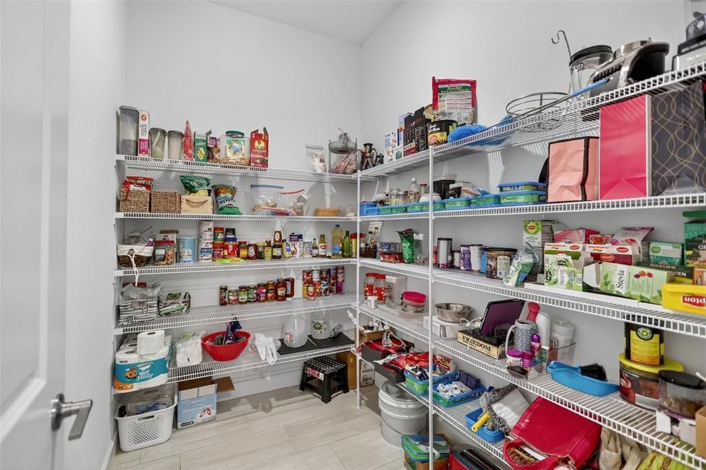 На продажу: $599,999 (4 спален, 3 ванн, 2805 Квадратных фут)