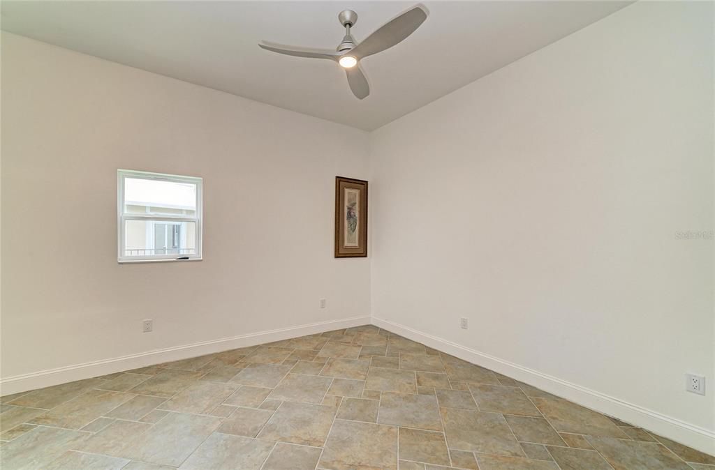 En Venta: $1,200,000 (3 camas, 2 baños, 1707 Pies cuadrados)