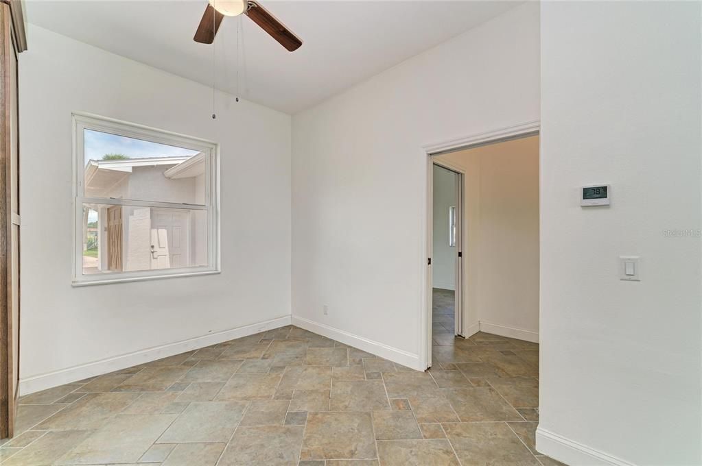 En Venta: $1,200,000 (3 camas, 2 baños, 1707 Pies cuadrados)