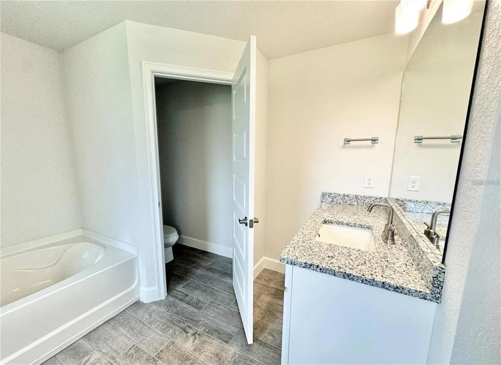 В аренду: $2,500 (4 спален, 3 ванн, 2508 Квадратных фут)