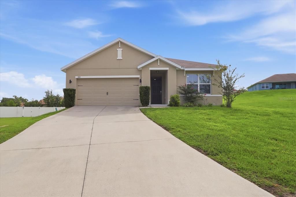 На продажу: $274,900 (3 спален, 2 ванн, 1940 Квадратных фут)