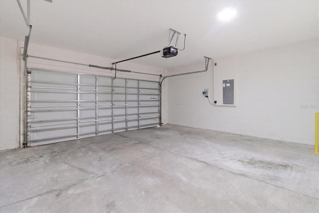 На продажу: $274,900 (3 спален, 2 ванн, 1940 Квадратных фут)