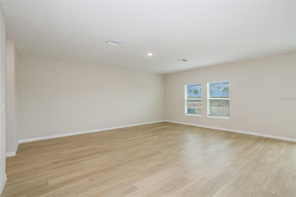 En Venta: $399,990 (4 camas, 2 baños, 2226 Pies cuadrados)