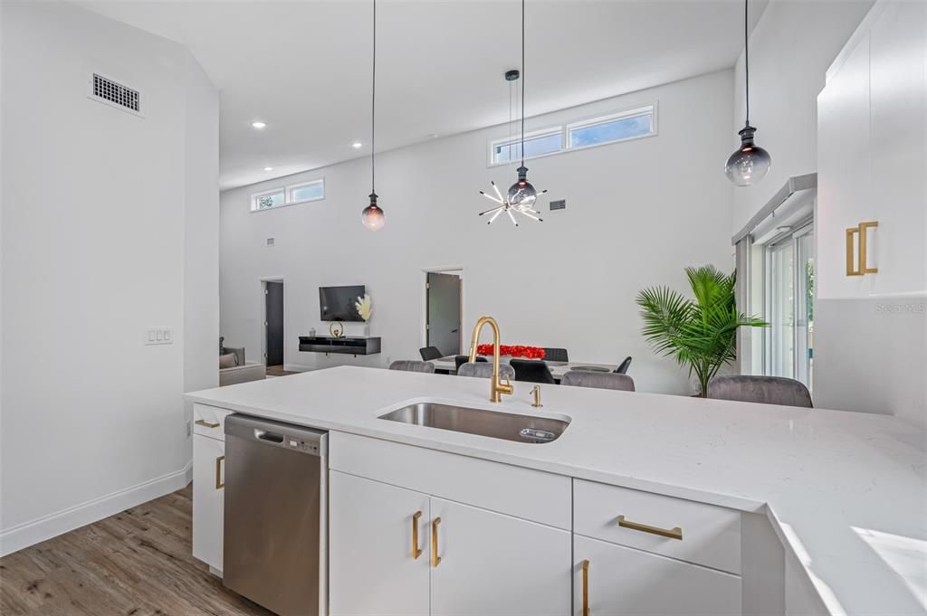 En Renta: $2,850 (3 camas, 2 baños, 1611 Pies cuadrados)