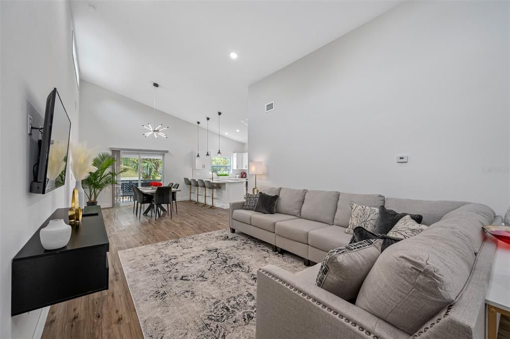En Renta: $2,850 (3 camas, 2 baños, 1611 Pies cuadrados)