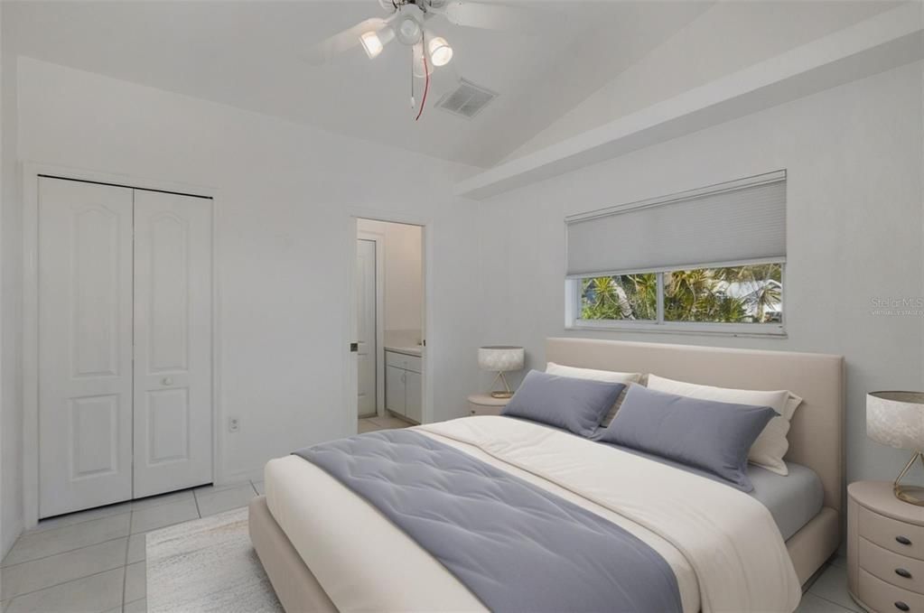 Activo con contrato: $469,900 (4 camas, 2 baños, 1831 Pies cuadrados)