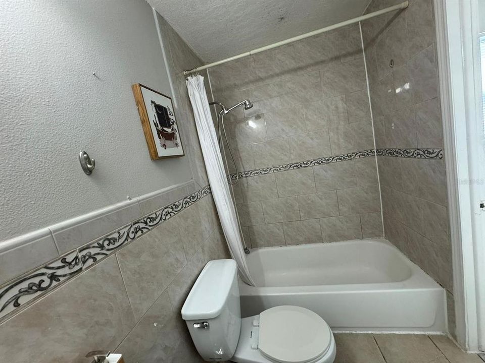 В аренду: $1,250 (1 спален, 1 ванн, 549 Квадратных фут)