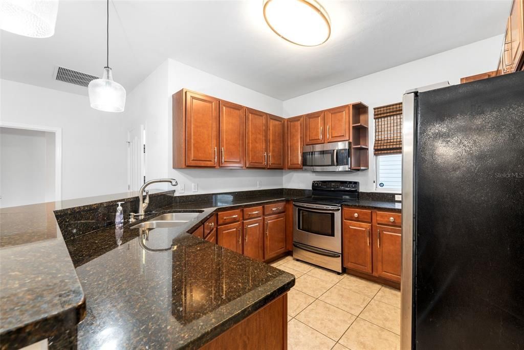 For Sale: $359,999 (3 beds, 2 baths, 1510 Square Feet)
