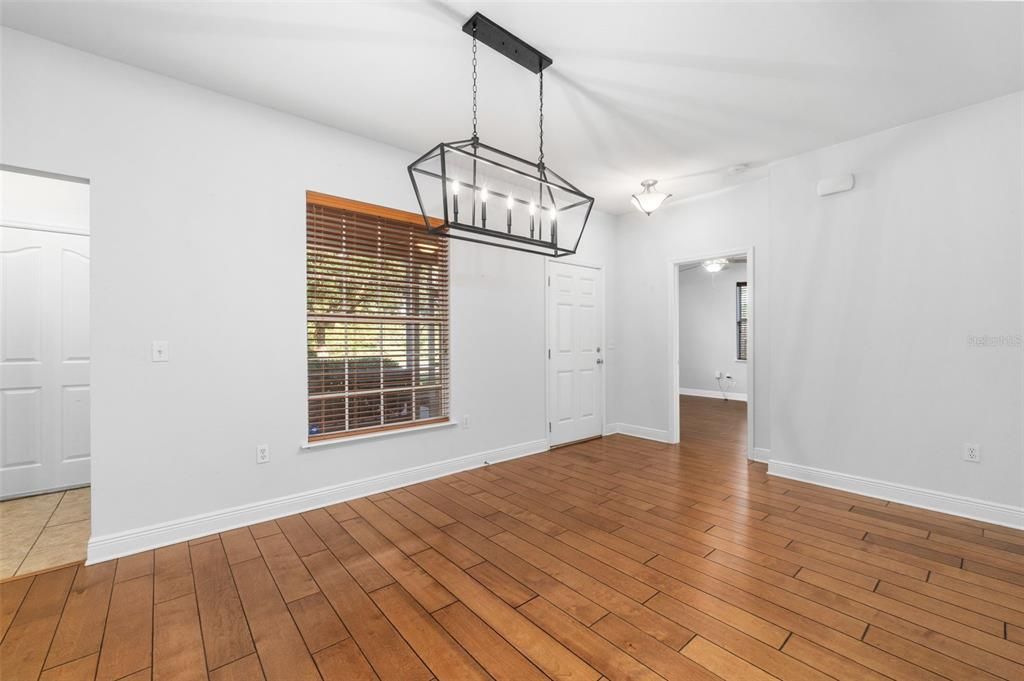 For Sale: $359,999 (3 beds, 2 baths, 1510 Square Feet)