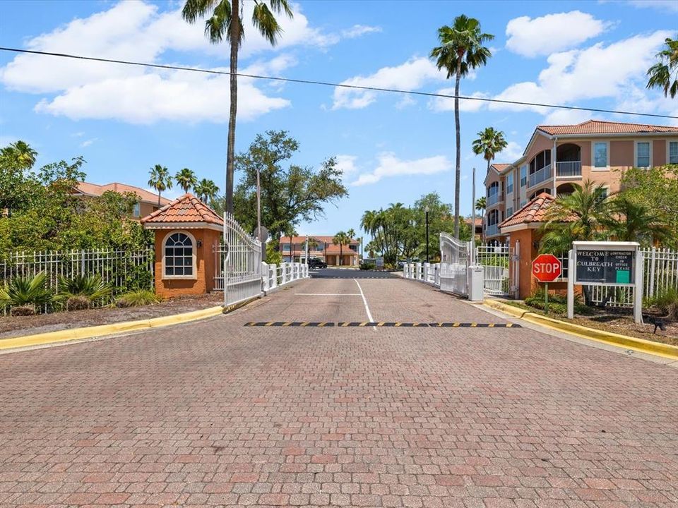 : $325,000 (2 camas, 1 baños, 990 Pies cuadrados)