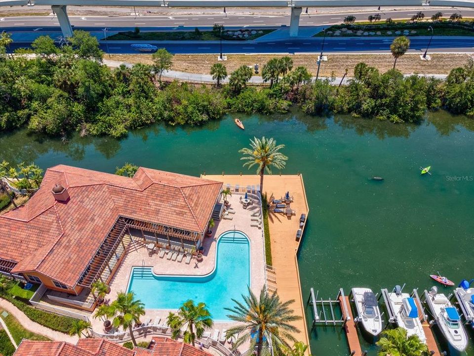 : $325,000 (2 camas, 1 baños, 990 Pies cuadrados)
