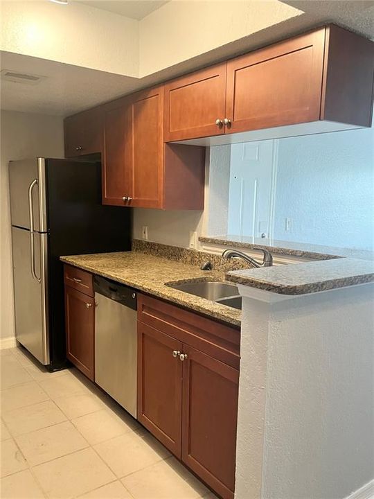 В аренду: $1,450 (1 спален, 1 ванн, 642 Квадратных фут)