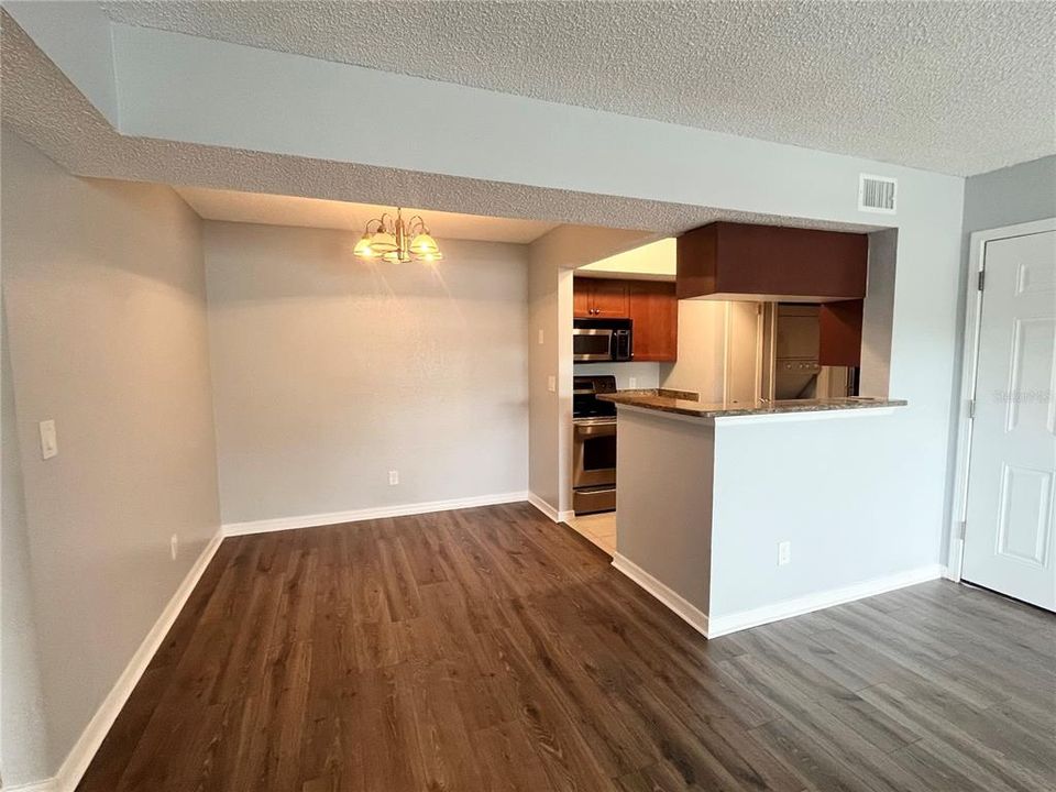 В аренду: $1,450 (1 спален, 1 ванн, 642 Квадратных фут)