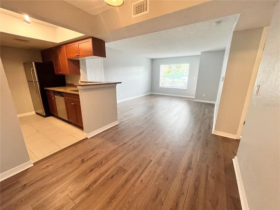 В аренду: $1,450 (1 спален, 1 ванн, 642 Квадратных фут)